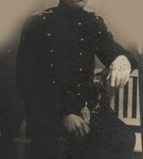 Jan Willem Serné (1888 - 1947) beroep: ordonnans-trompetter bij de Huzaren