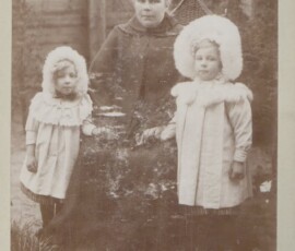 C.M. Serné - Lem met twee kleinkinderen
